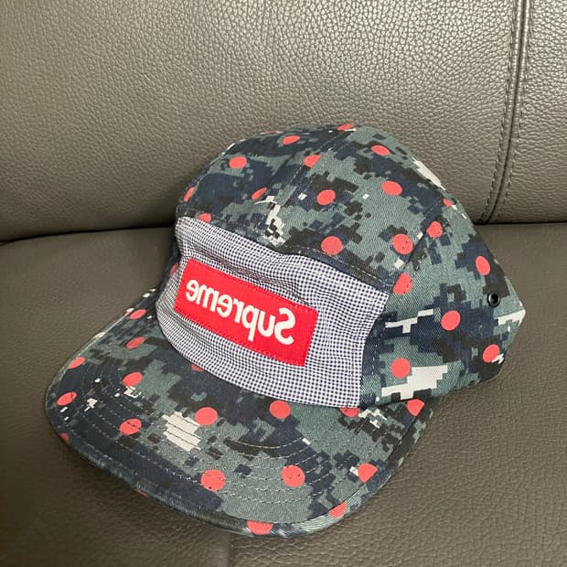 슈프림 꼼데가르송 도트 카모 캠프캡
