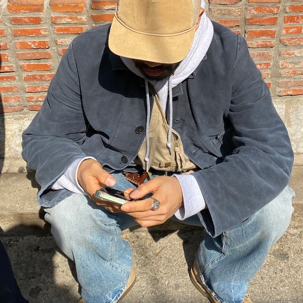 논네이티브 코듀로이 트러커 캡