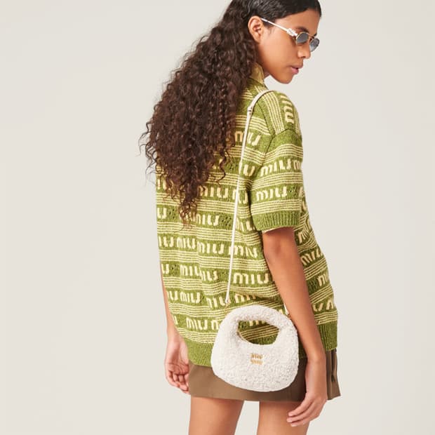 미우미우 24SS 캐시미어 울 스웨터