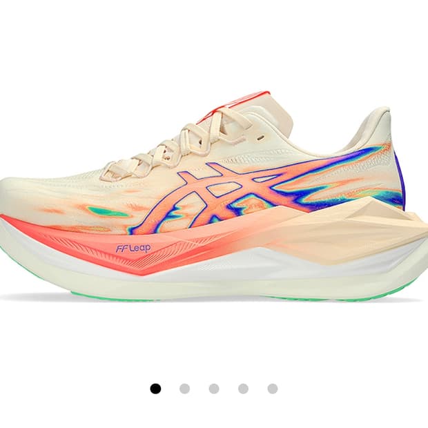 아식스 슈퍼블라스트3 260