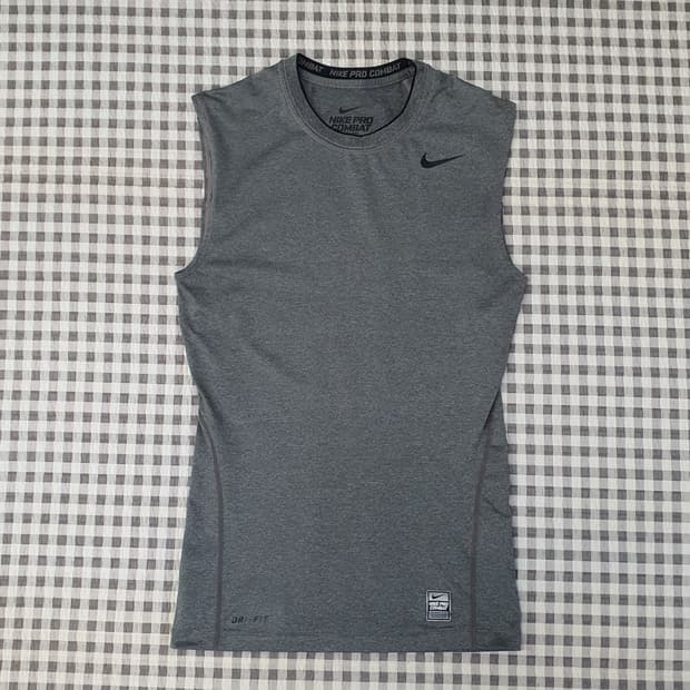 나이키 크로컴뱃 민소매 나시티 남자95