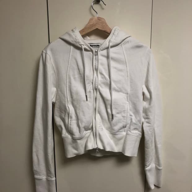 버뮬라 CROP HOODIE ZIP UP