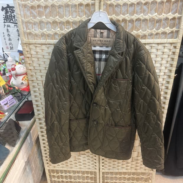 100 정품 버버리 퀄팅자켓 팝니다