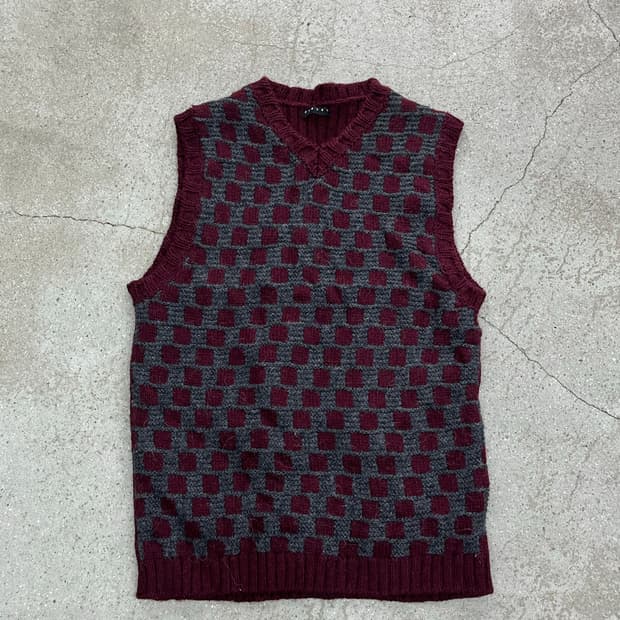 SISLEY knit vest