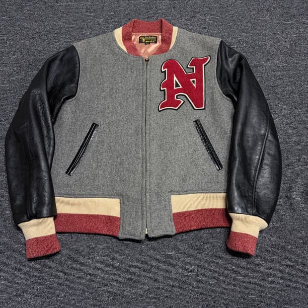 스타일아이즈 슈가케인 바시티 자켓