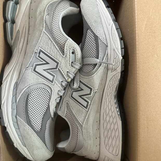 뉴발란스 2002r 그레이 270