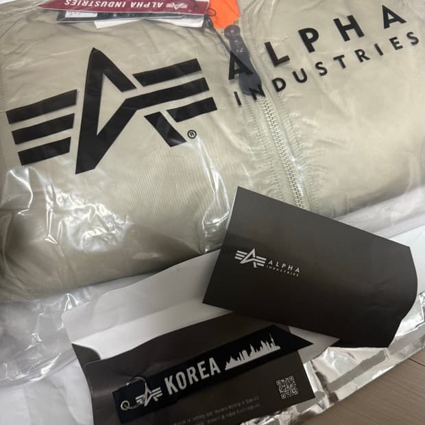 알파인더스트리ALPHA MA-1 FLIGHT JACKET(MINERAL)