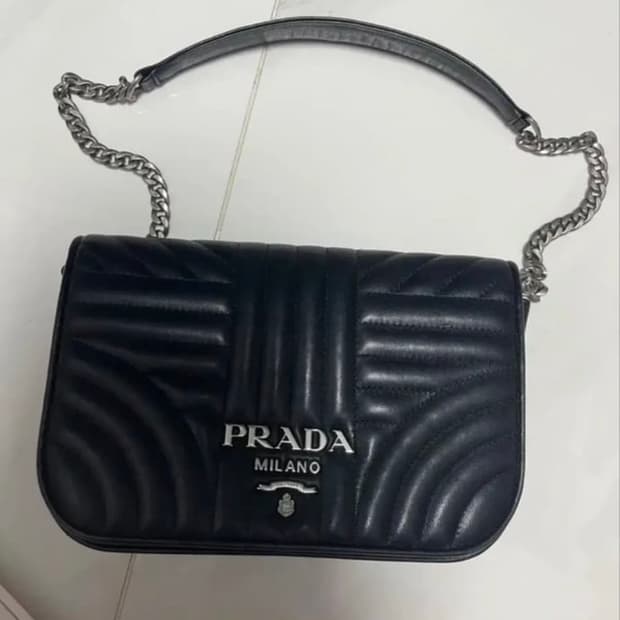 프라다 숄더 크로스백