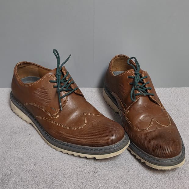 (255) 락포드 윙팁 로퍼화 남
