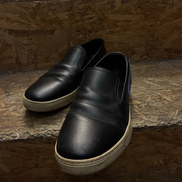 PRADA 프라다 슬립온 타입 스니커즈 240