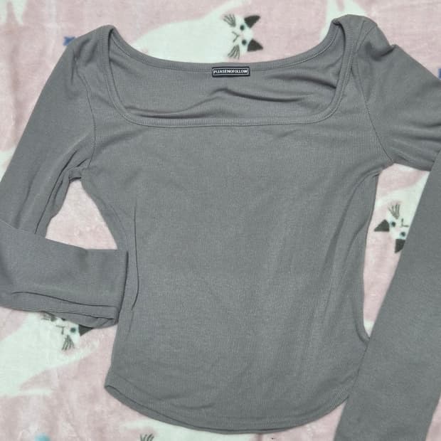 플리즈노팔로우 지나 탑