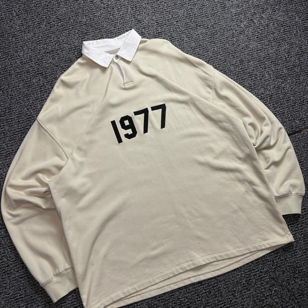 피어오브갓 에센셜 1977 박시핏 럭비 스웻 서츠 1992