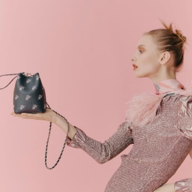 FKR 모노그램 마이크로 미니 체인백