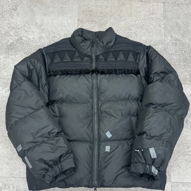 언더커버 23aw Tribal Motif 패딩 4사이즈(하자제품)