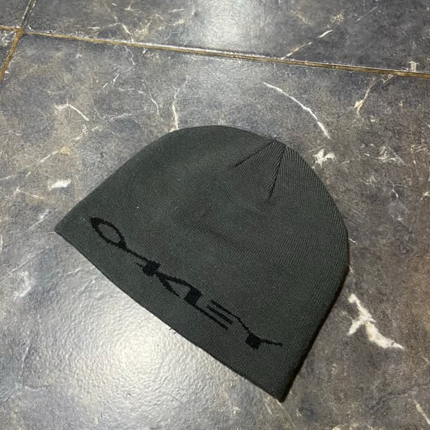 Oakley 오클리 빈티지 빅 로고 아웃도어 비니