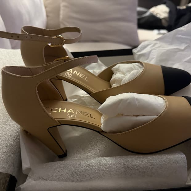 샤넬 클래식 투톤 베이지 블랙 샌들 