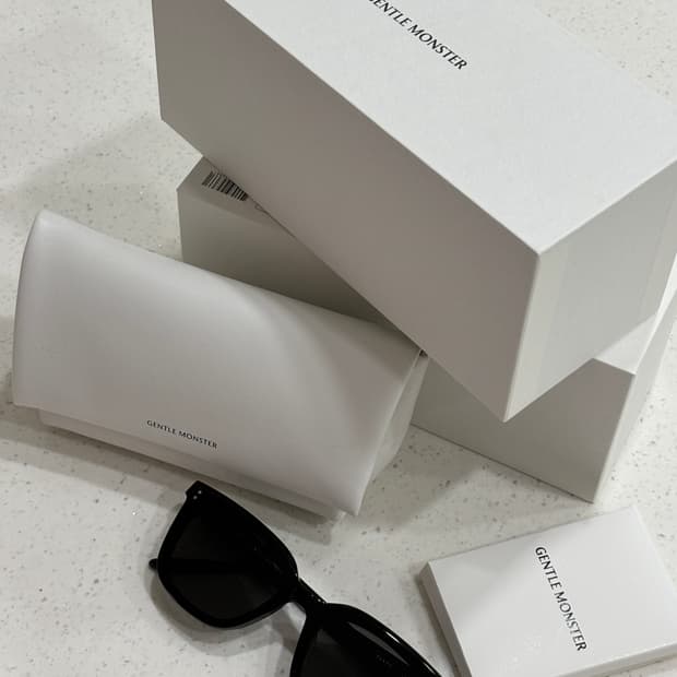 젠틀몬스터 tote 토트 블랙 선글라스