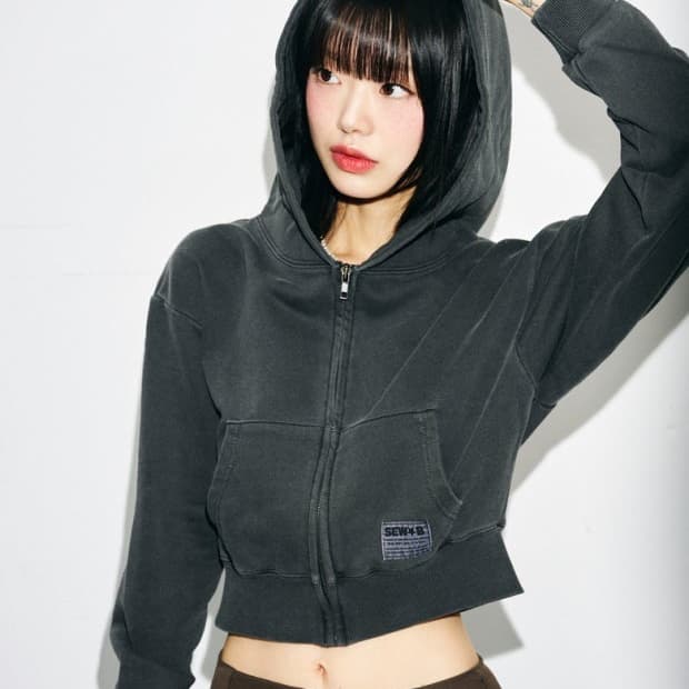 쏘비 피그먼트 크롭 후드집업