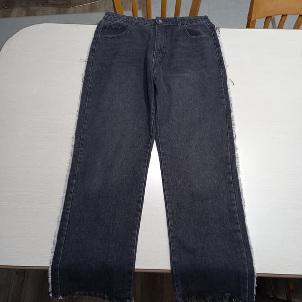 33 RMDGOD 하이웨이스트 세미와이드 크롭진 블랙 33-419