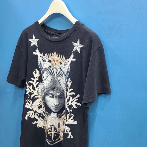 14년된 12SS 빈티지 지방시 성모마리아 반팔티