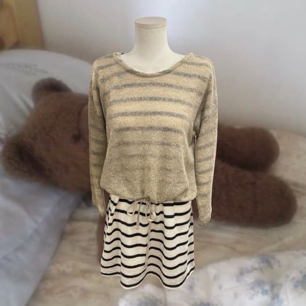 빈티지 오트밀 스트라이프 레이어드 니트 원피스