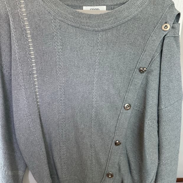 O’2nd 오투세컨드 회색 니트