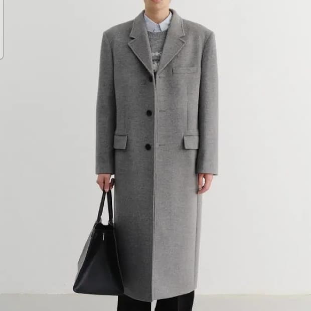 던스트(Dunst)의 멜란지 그레이 색상 롱 코트