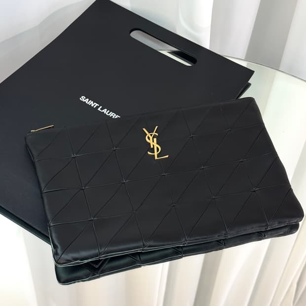 [정품] 입생로랑 제이미 퀄팅 클러치 라지