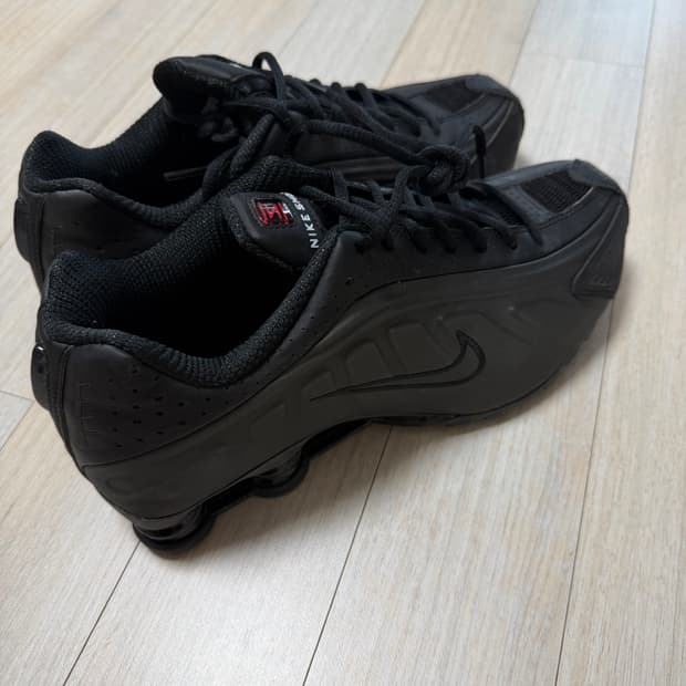 나이키 샥스 r4 280