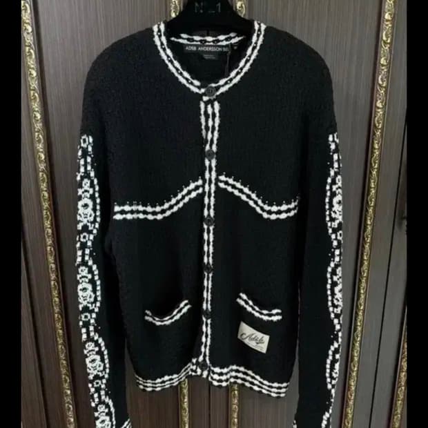 앤더슨벨 판타지아 라운드 넥 가디건 블랙 M