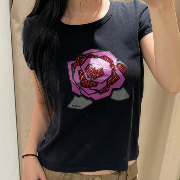 소니아리키엘 라인스톤 장미 프린트 블랙 반팔 티셔츠 R2826
