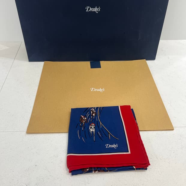 드레익스 스카프