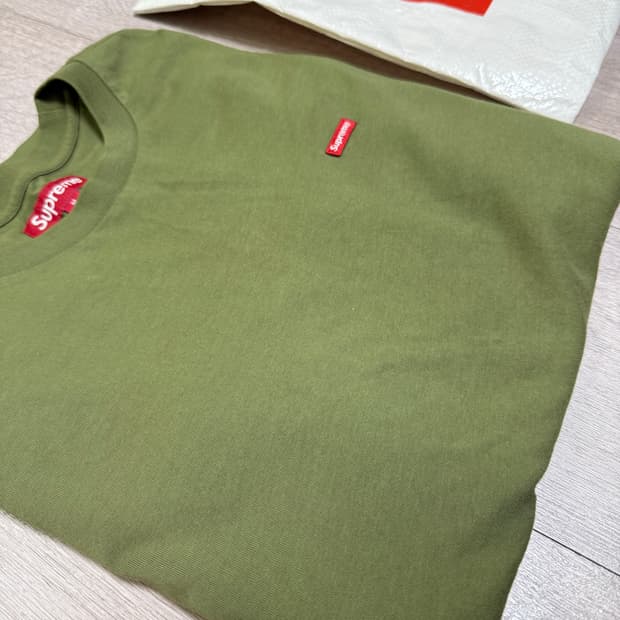 슈프림 스몰 박스 티셔츠 올리브 M