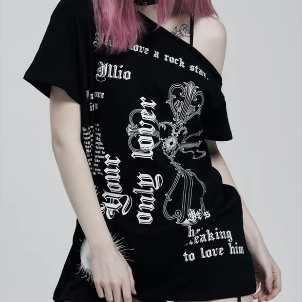 일리오 BLACK LOVER ONE SHOULDER T-SHIRTS