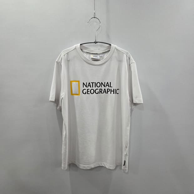내셔널지오그래픽 키즈 스펠로고 프린팅 반팔티 140/11