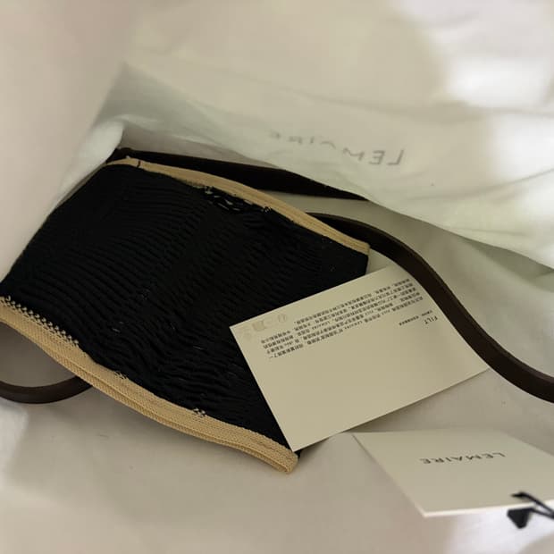 르메르 필트 네트백 블랙 LEMAIRE MINI CROSSBODY FIL