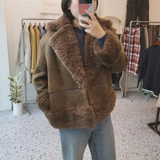 Jingzhongyue 브라운 카라 무스탕