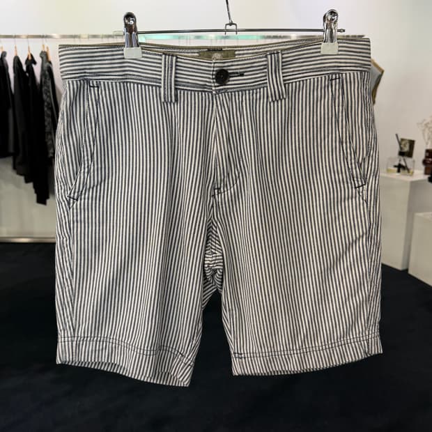 [30] 팀버랜드 히코리 반바지 