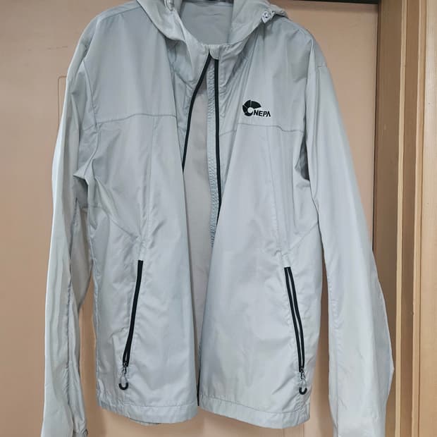 네파 바람막이 자켓