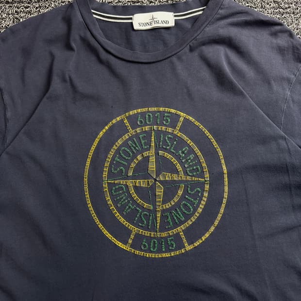 스톤아일랜드 와펜 빅로고 반팔 티셔츠 4051