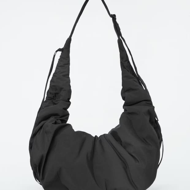 COS 코스 퀄팅백 새상품