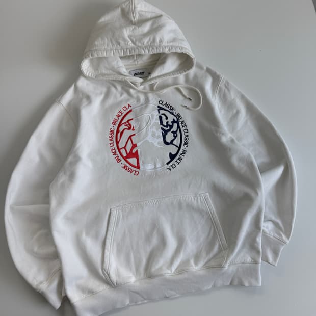 Palace 팔라스 22ss 클래시코 후드티