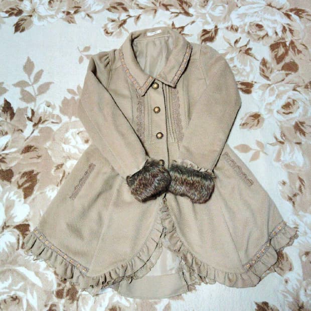 엑시즈팜 히메갸루 라떼갸루 코트 빈티지 모리걸 리즈리사 로걀 트랄라라