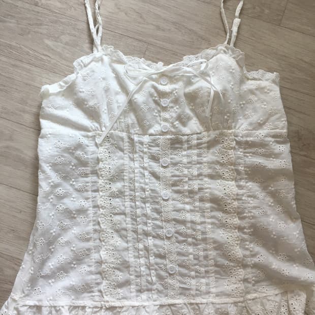 모리걸 핀터깔 레이스 슬리브리스