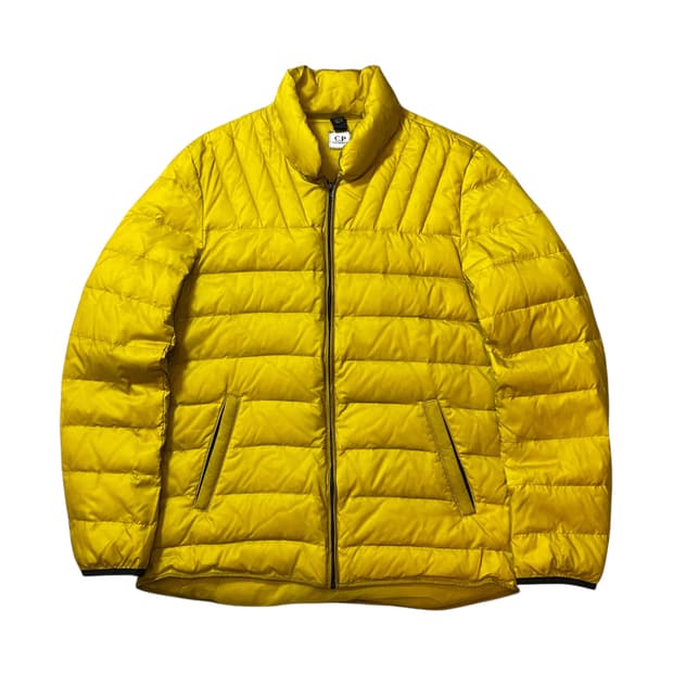 C.P.컴퍼니 덕다운 경량 패딩