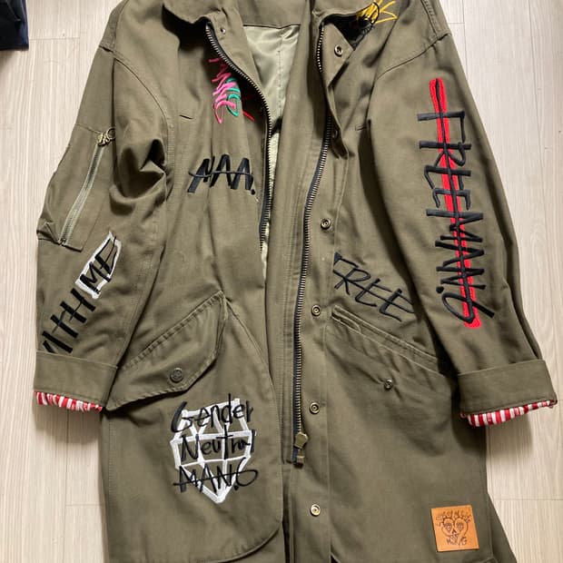 만지스튜디오 야상 코트