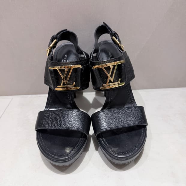 루이비통 호라이즌 샌들 블랙