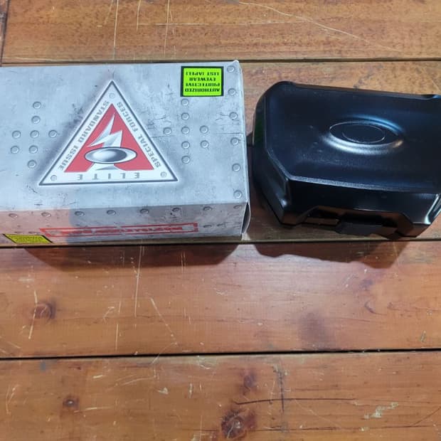 미 오클리 엠프레임 3.0