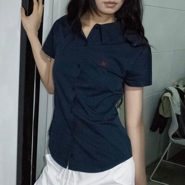 칙스 CKS 스탠다드 슬림핏 반팔 셔츠 네이비