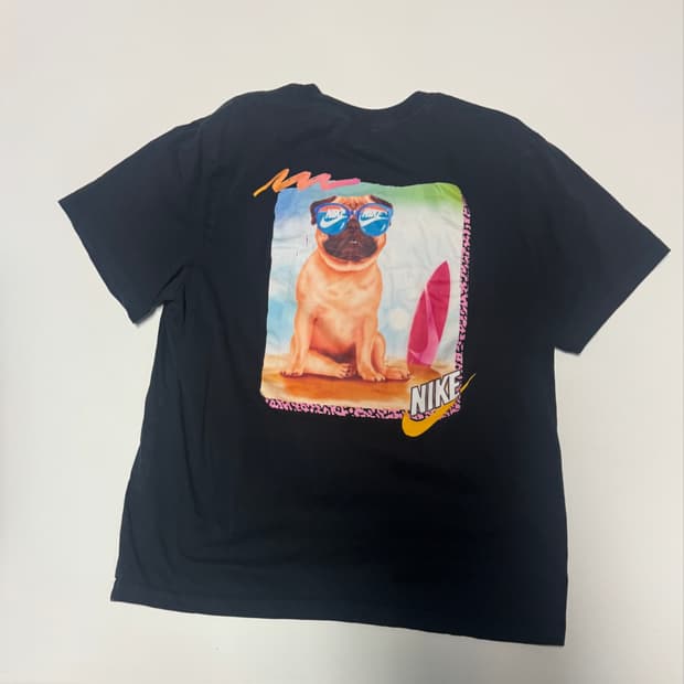 나이키 23년도 뒷 비치 버그 프린팅 반팔 티셔츠 L ~ XL